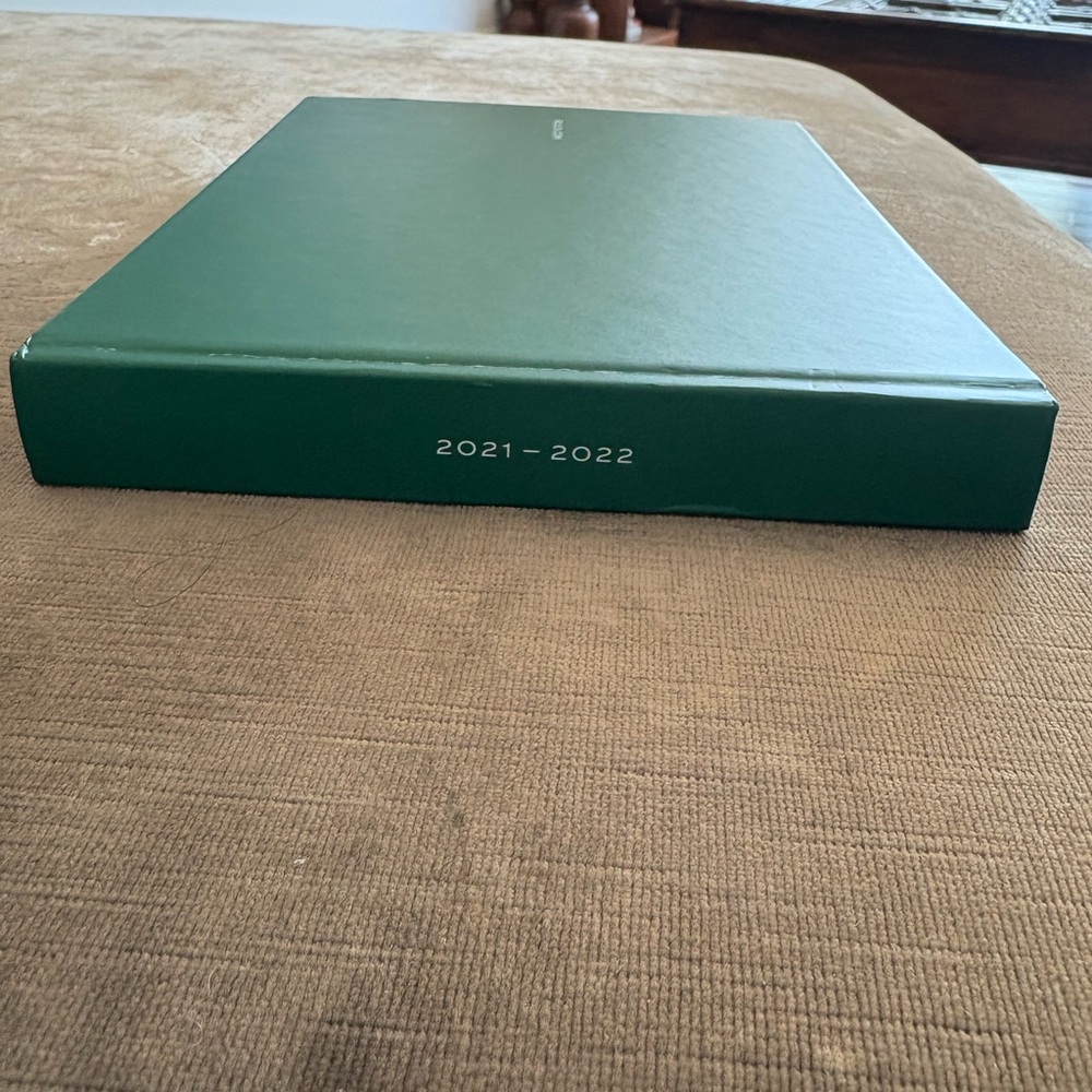 Rolex Coffee Table Book - NEW 2021-2022 - Picture 2 of 6